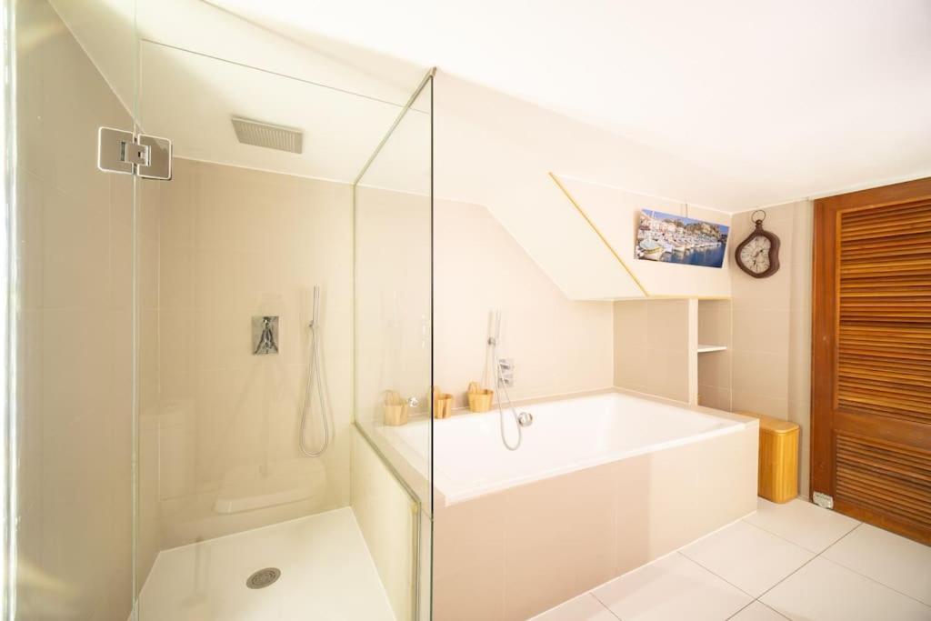 Air-Conditioned Loft In The Heart Of The Old Port Marsella Exterior foto